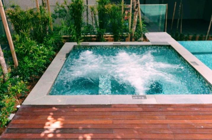 Valencia Dorm At Mercu Summer Suites Klcc Куала Лумпур Екстериор снимка